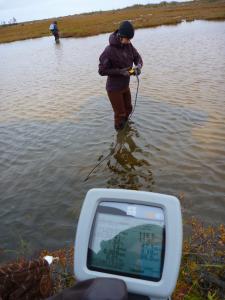 Volunteers collecting water quality data (credit Brigitt Haussamann)