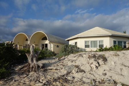 beach accommodations in bahamas