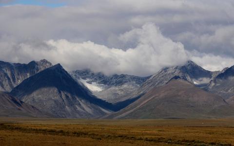The stunning Mackenzie Mountains (credit Emma Fowler)