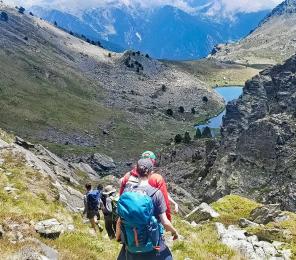A group of teen participants hiking through the Andorran Pyrenees (C) Blanca Gonzalez